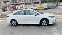 تۆیۆتا کۆرۆلا